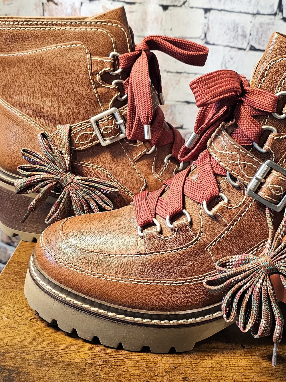 Free People Lug Sole Lace Up Combat Hiking Boots Cognac Brown Size 11 NIB - Picture 8 of 8